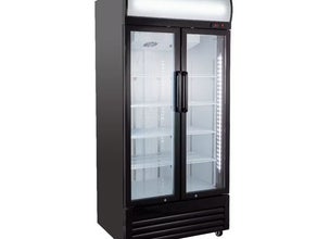XXL Getränkekühlschrank mit 630 Liter Kühlraumvolumen und Innenbeleuchtung, abschließbar