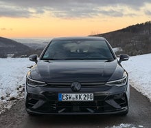 VW Golf 8R