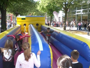 Bungee Run - Bungee Running mieten