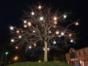 Leuchtende 3D Sterne - LED Sterne - Licht Dekoration - beleuchtete