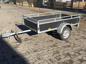 Anhänger holz Kasten 600 Kg mit umlaufender Befestigungsmöglichkeit