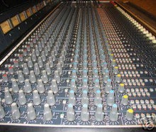Soundcraft 8000 FOH und Monitor Mischpult