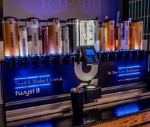 Cocktailbar mieten | Perfekt für private Feiern, Firmenevents & Partys | 60 Cocktails = 1 Minute pro Cocktail