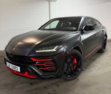 Lamborghini URUS mieten leihen Sportwagen Hochzeit Düsseldorf ✅