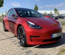 Tesla Model 3 Performance