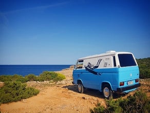 Volkswagen T3 „Lolita“ - Kastenwagen für 2 Personen mit Retro-Charm