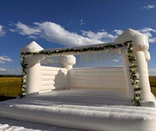 Weiße Hüpfburg für Kinder mieten | Hochzeit, Geburtstag & Events