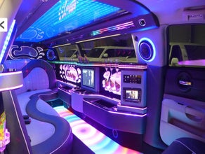 Partypaket: Stretchlimousine inkl. Clubeintritt ab 20 EUR  / Person