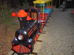 Kindereisenbahn / Eisenbahn / Nostalgieeisenbahn / Nostalgie / Karussell