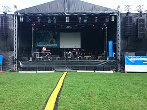 Bühne 12x10 m / Open Air Bühne / mobile Bühne 12 x 10 m