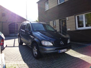 Mercedes ML - Geländewagen mit Anhängekupplung - Jeep Allrad