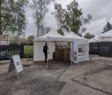 Partyzelt / Faltpavillon - 3x3m inkl. Zeltgewichte