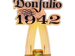 Bottle Presenter Don Julio 1942 / Bottle Show / Flaschen Show / Club / Events / Party