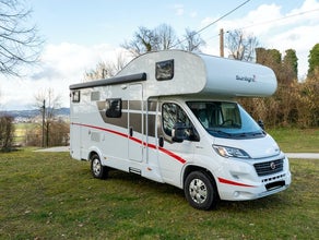 Camper Sunlight A68 for 2-6 people