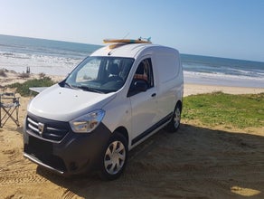 GÜNSTIGER Campervan 2PAX | ROADCAMPERS