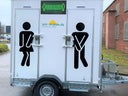 Toilettenanhänger Toilettenwagen 2 WC + 1 Urinal 750 kg Gesamtgewicht - Galerie - Bild 1