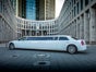 Chrysler 300C Stretchlimousine in WEISS mit rotem Teppich - Galerie - Bild 2