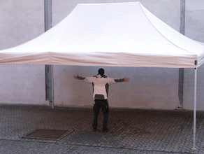 Zelt Faltpavillon in verschiedenen Größen - hochwertig mit Auf- und Abbau