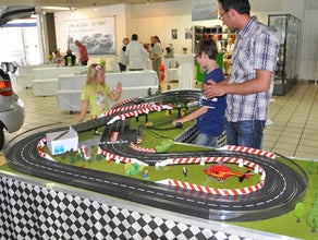 Carrera Rennbahn, Slotcarbahn, Autorennbahn inkl. 19% MwSt.
