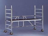 Rollgerüst bis 3,30m Arbeitshöhe = Standhöhe 1,30m