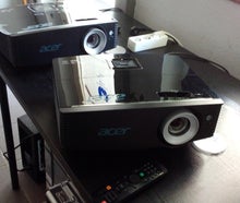 Full - HD Beamer - 5000 Lumen hell - Lieferservice, Versand, Abholung in Bonn