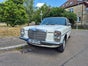 Weißen Mercedes Oldtimer Strichacht aus den 70ern als Hochzeitsauto mieten. Selbstfahrer oder mit Chauffeur! - Galerie - Bild 3