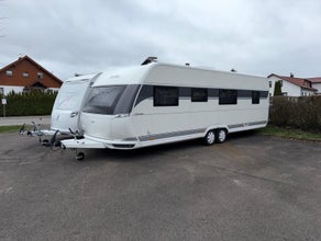 Wohnwagen Mieten Luxus-Camping erleben: Hobby 720 KWFU mit Klima