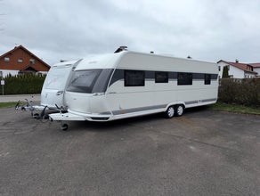 Wohnwagen Mieten Luxus-Camping erleben: Hobby 720 KWFU mit Klima