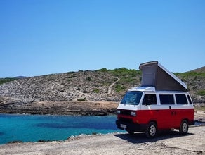 VW California „Californication“ - Komfortabler Kastenwagen für 4 Camper