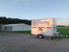 Exklusiver Toilettenwagen MINI