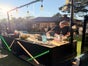 Gitterbox  /  Stehtisch /  Theke  / Schirm schwarz mit Holzplatte - Galerie - Bild 4