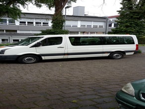 9 Sitzer Sprinter große Ladefläche
