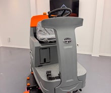AUFSITZ-SCHEUERSAUGMASCHINE MIETEN – 5.200 m²/h