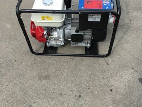Stromerzeuger 6400