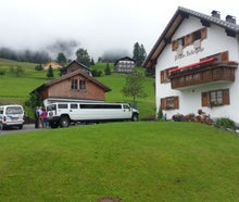 Hummer H2 XXXL Stretchlimousine in weiss