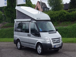 Ford Nugget Camper mit Aufstelldach