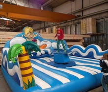 Surfsimulator / Rodeo / Surfboard Riding