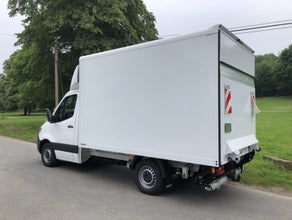 Transporter 3,5t mit Hebebühne
