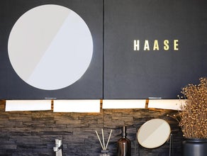 HAASE - Autarker Luxus Toilettenwagen