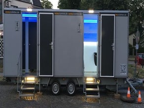 Toilettenwagen groß / incl. Lieferung-Anschluss-Abholung