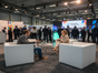 Weißer Loungesessel mieten – Clubsessel in Kunstleder für Business & Messe - Galerie - Bild 4