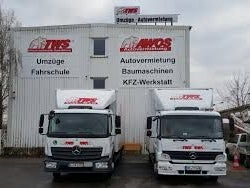 Vermietung LKW Transporter 7,5 t Möbel Ladebordwand Umzug