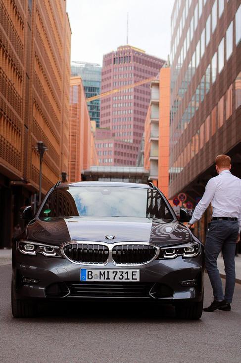 BMW 2er Active Tourer Firmenwagen mieten