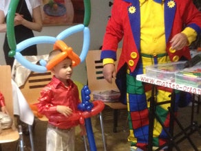 Zauber-Clown Offenbach Orlando " BINGO "aus Offenbach, der langjährige, erfahrene Zirkus-Clown, Ballonmodellierer, und Papier-Schneide-Künstler der Extraklasse