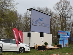 Mobile LED-Videowand, 21qm, hochauflösender Screen für Events/ Public Viewing/ Präsentationen. LED Trailer