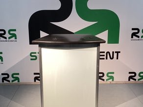 Rednerpult – Plexi-Front, LED-Hintergrund, per Fernbedienung.