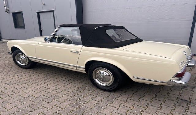 Oldtimer mieten zu jedem Anlass 》Mietedeinenoldtimer.de