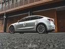 Tesla Model 3 als Hochzeitsauto mieten