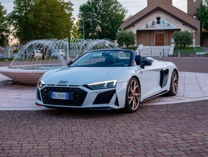 AUDI R8 V10 SPYDER