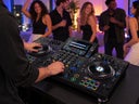 Pioneer XDJ-AZ mieten 179 €: All-in-One DJ-System mit 4 Decks ✓ ohne Laptop ✓ rekordbox ✓ kautionsfrei - Galerie - Bild 1